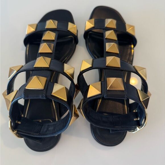 Valentino Black Roman Stud Gladiator Sandals EU 36.5 US 6.5 Authentic - Picture 3 of 12